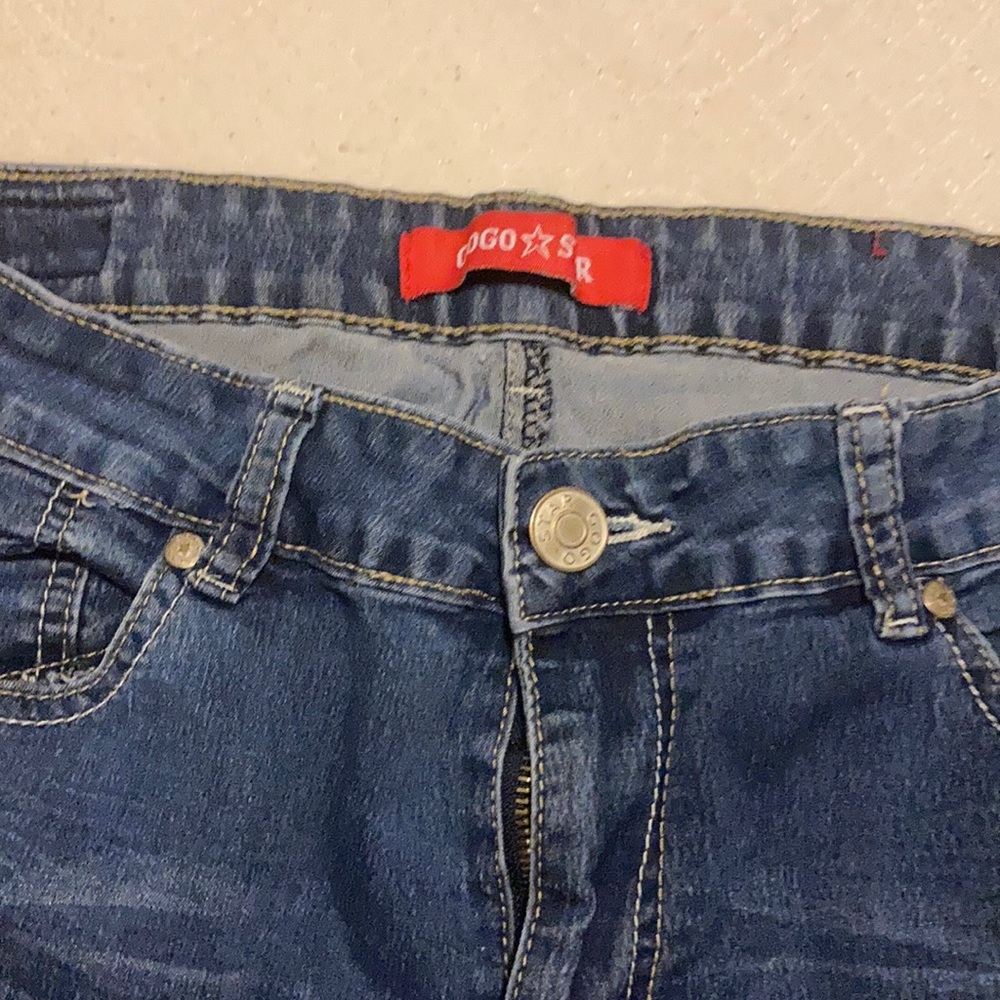Jeans - Picture 2 of 3